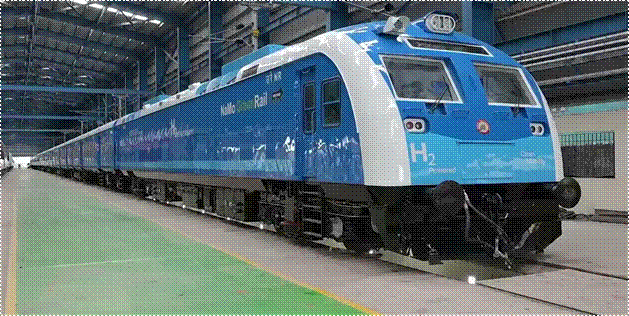 Hydrogen fuel cell train: लगभग 2,600 यात्रियों की क्षमता के साथ सतत रेल परिवहन को फिर से परिभाषित करने की तैयारी